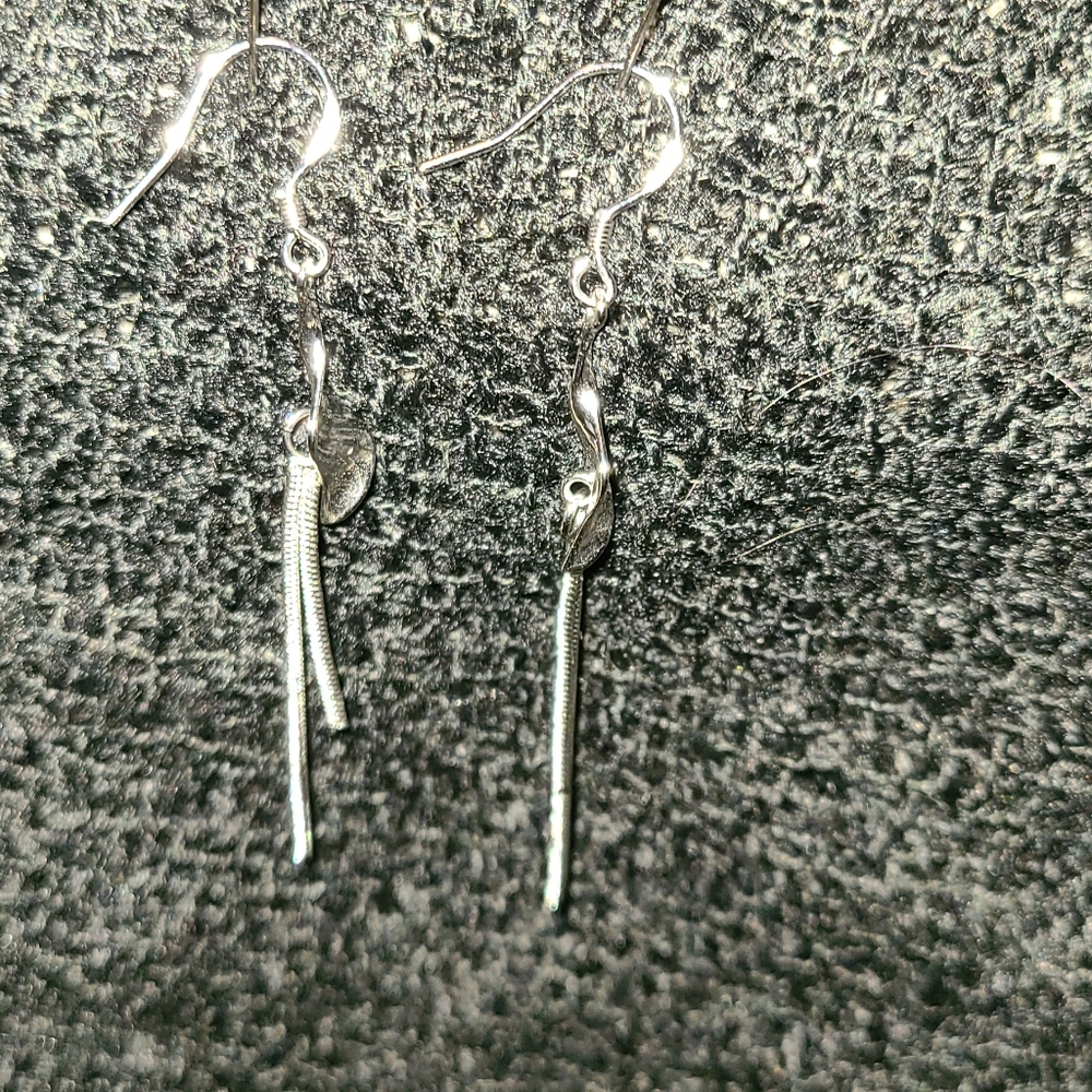 Earrings - Picture 4 of 5